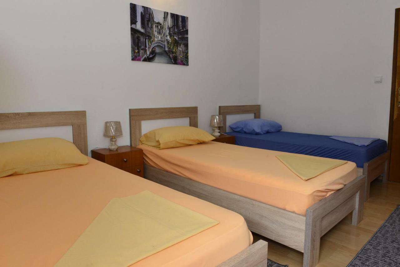 Enko 1 Apartamento Tivat Exterior foto